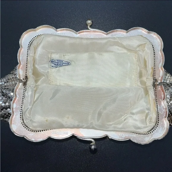 Whiting and Davis Evening Clutch 🎇 - Picture 2 of 11